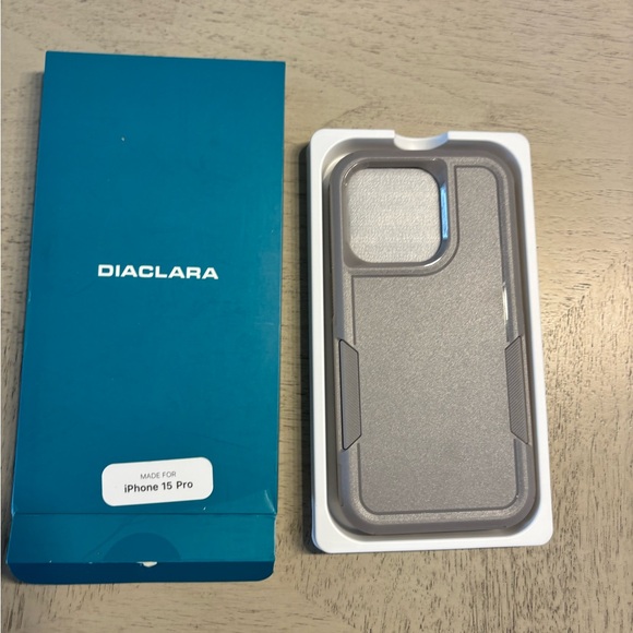 Premium Gray Smartphone Case IPhone 15 pro - Picture 8 of 16